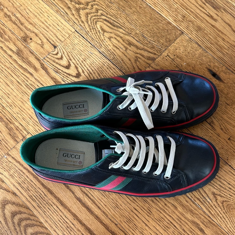 Men’s Gucci sneakers great condition